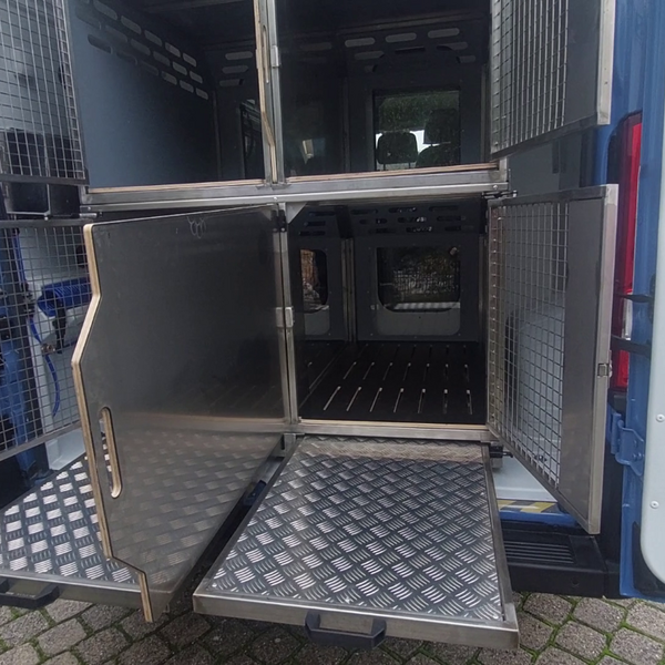 Allestimenti Nucleo Cinofili Polizia di Stato